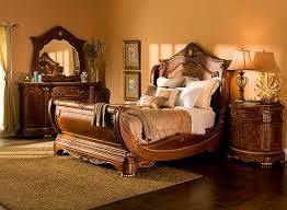 Grand Luxurious Opulent All These Words And More Will Come To Mind When You Look At The Hampton Court King Bedroom Sets Bedroom Sets Queen Sized Bedroom Sets