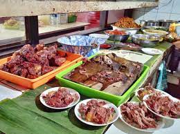 890 likes · 1 talking about this · 948 were here. Sang Pelancong Rawon Rampal Malang Jawa Timur Rawon Daging Sapi Paling Legendaris