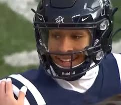 🎱💫⛹🏾‍♂️