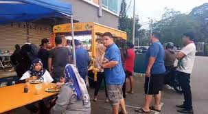 Ipoh has a famous nasi kandar stall in yong suan coffee shop which is so addictive that its fans called it nasi ganja or rice with cannabis. Nasi Kandaq Food Truck Taiping