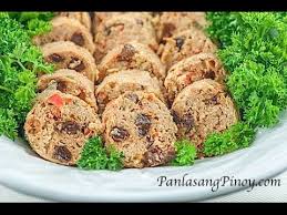 Embutido Is A Type Of Filipino Steamed Meatloaf Today We Are Featuring Chicken Embutido Which Is A Meatloaf Made From Ground Ch Embutido Recipe Food Recipes
