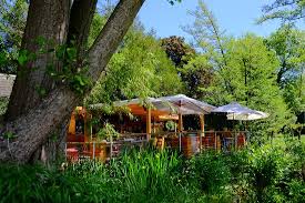 À salignac, la guinguette du port du lys est ouverte. Au Bord De L Eau Avis De Voyageurs Sur La Guinguette Giverny Tripadvisor