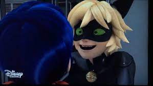 I Had To Rewatch This Scene A Couple Times To Figure It Out Prime Queen Ladynoir Miraculous Ladybug Miraculous Ladybug And Cat Noir Lady Bug And Cat Noir