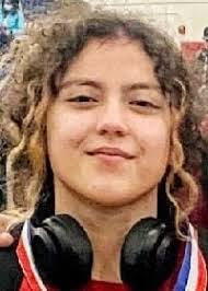 Esmeralda Peraza's Instagram, Twitter & Facebook