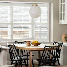 In fact, it can be a challenge even for the people who are gifted at styling and decorating. 23 Kitchen Table Decor Ideas To Try In Your Home