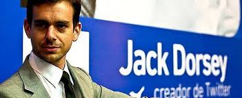 Tempesta su Twitter, fuga in massa del management