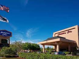 Hampton Inn Near Universal Studios And Island Of Adventure Hampton Inn Orlando Hotel Universal Studios
