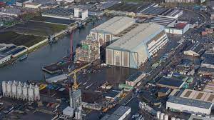Het casco van een 109 meter lang superjacht. Oceanco Buys Former Heerema Yard In Zwijndrecht Swz Maritime