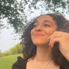 Ebony Good's Instagram, Twitter & Facebook