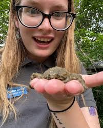 Luing Family Internship Program intern Fiona Buck is a rising junior at  Stockton University in Galloway, NJ dual majoring in Environmental Science  and Marine Science with a minor in Geology. Ultimately, she