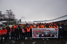 Die dfh haus gmbh als arbeitgeber innerhalb der gruppe beschäftigt an unserem hauptsitz in simmern im hunsrück ca. Voller Erfolg Fur Die Ig Metall Die Kolleginnen Und Kollegen Des Dfh Haus Setzen Ein Deutliches Zeichen Ig Metall Bad Kreuznach