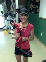 Cha Cha My Hoyt Ruckus Compound Bow In Red The Custom Pink Red Strings Were Done By Broken Rack Archery Outside Of Girl With Fire Powers Hoyt Bows Fashion