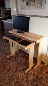 Amazing Small Desk In 2020 Small Computer Desk Desks For Small Spaces Diy Computer Desk