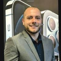 Ross Easterling's Instagram, Twitter & Facebook