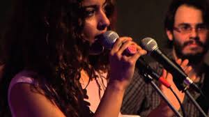 Όταν οι δημοσιογράφοι τη συνάντησαν σε event στο. Newsorama 15 Pragmata Poy De Manteyeis Gia To Fainomeno Marina Satti