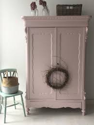 Immer ein kleiderschrank, waehrend ich bei cupboard an kueche… 32 antworten: English Antiques Antique Carver Chairs Old Used Chairs Mobel Restaurieren Wohnideen Dekoration Mobelverschonerung