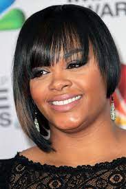 Jill Scott Whispy Fringe Tapered From Lash Length To Cheekbone Length Usually Part Of A 60 S R Bob Hairstyles Short Bob Hairstyles Bob Haircut For Round Face