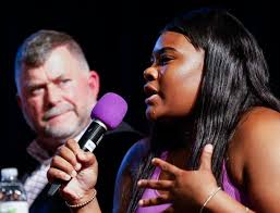 Free, virtual mental health services available to all students in Cedar  Rapids schools