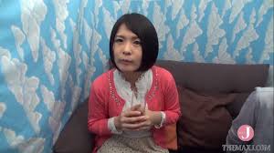 成田あゆみ】欲求不満な美人奥様ナンパ！缶ビールと淫薬と愛撫マッサージで制御不能になった人妻割れ目は電マの振動に連続絶頂 | エッチな写真