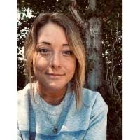 Rebecca Toro's Instagram, Twitter & Facebook