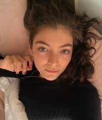 Lorde Nails Her Response To What Feminism Means To Her On 60 Minutes — The  Unedit