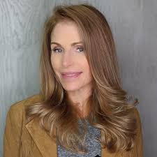 New look for my beautiful sister Joanne. Dimensional color, Shadow Root,  Glossing & Highlights all in one process. #TeamWEN #CopperBlonde #Copper  #Blonde #WENbyChazDean #ChazDean #Sister #WENGirl #ChazDeanStudio  #DimensionalColor #Color #ShadowRoot ...