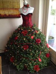 Mermaid christmas tree mannequin bust form tree jelly fish. Interieurideeen In Plaats Van Een Kerstboom Dress Form Christmas Tree Christmas Tree Dress Mannequin Christmas Tree