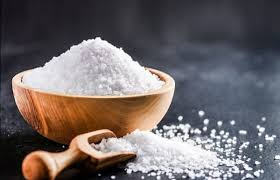 احذر.. الإفراط في تناول الملح يسبب هذه الأمراض الخطيرة