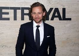 American by nationality tom is of caucasian origin. Facts About Tom Hiddleston S Height Age Parents And More
