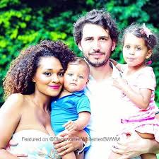 Black And White Mixed Race Kids Gorgeous Interracial Couple With Their Adorable Children Love Wmbw Bwwm Swirl Biracial Mixed Lovingday R Interracial Couples Couples Interracial Family