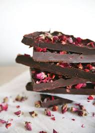 Make Your Own Chocolate Bar Rose Petal Dark Chocolate Bar Chocolate Bar Recipe Chocolate Artisan Chocolate