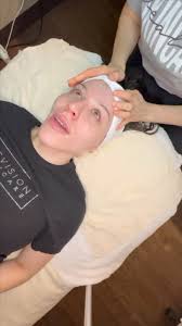 Let me introduce lamination to your eyebrows! , @lifespa_artists ,  @elleebana , My beautiful model: @savannah__brennan,  #minneapolisbrowlamination #mnbrows #stlouisparkesthetician , ...