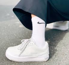 Pin Su Nike Air Force 1 Low Sneakers