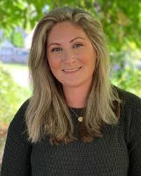 Nicole Lawrence's Instagram, Twitter & Facebook