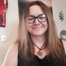 Alison Sumner's Instagram, Twitter & Facebook