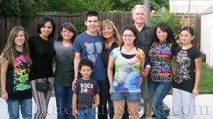 American idol alum david archuleta details struggles with his sexuality. David Archuleta And Family Photos From California September 09 David Archuleta Photo Gallery