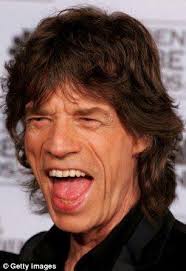 Feliz cumpleaños a la gran leyenda de la música Mick Jagger! 🎂 ❤️ 🎶 🍏
