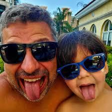 O impressionante contrato de Galvão Bueno com o Amazon Prime Video e a  comparação de salários com outros narradores, como Luís Roberto e Cleber  Machado. #nicola #galvao #primevideo #clebermachado #luisroberto