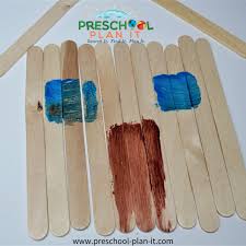 Send a note home to families asking them to make a family banner or collage of the people in their families. Home Theme For Preschool