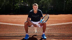 Atp & wta tennis players at tennis explorer offers profiles of the best tennis players and a database of men's and women's tennis players. Finder Holger Balancen Mellem Vrede Og Verdensklasse Jeg Har Aldrig Provet At Mislykkes Tennis Dr