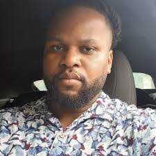 Marcus Comeaux's Instagram, Twitter & Facebook