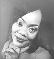 Alma Saunders's Instagram, Twitter & Facebook