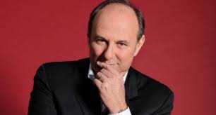 Scotti was born virginio scotti on august 7, 1956 in miradolo. Gerry Scotti Contro Il Bunga Bunga Lanostratv