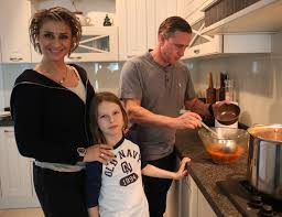 Jun 19, 2021 · laurentiu reghecampf jr., fiul fostului antrenor de la fcsb si al impresarei anamaria prodan, se implica in scandalul de divort dintre parintii sai. Reghecampf Jr Trei Goluri Si Trei Pase De Gol Sub Privire TatÄƒlui Mereu Am EmoÅ£ii Cand JoacÄƒ