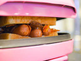 Große auswahl an fish family. Peter Griffin S Car Panini From Family Guy Cartoon Cuisine Cartoon Cuisine