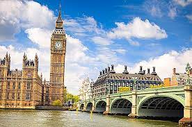 Tempat ini adalah tempat penting di london karena merupakan kediaman resmi dari ratu inggris yang terletak di london. 12 Tempat Terbaik Untuk Lawati Di Uk 2021