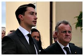He was the son of prince nikolaus ii and succeeded his father on the latter's death in 1833. Pannonisches Journal Journal Fur Kultur Politik Wissenschaft Und Kunst Seite 12