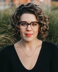 Sarah Smalley's Instagram, Twitter & Facebook