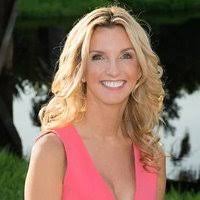 Dianne Gray (@DianneBGray)