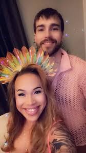 Hello! Im traveling to Singapore next month and I'm hoping to buy some of  my favorite danmei novels from there so could anyone living there (or has  been there) let me know